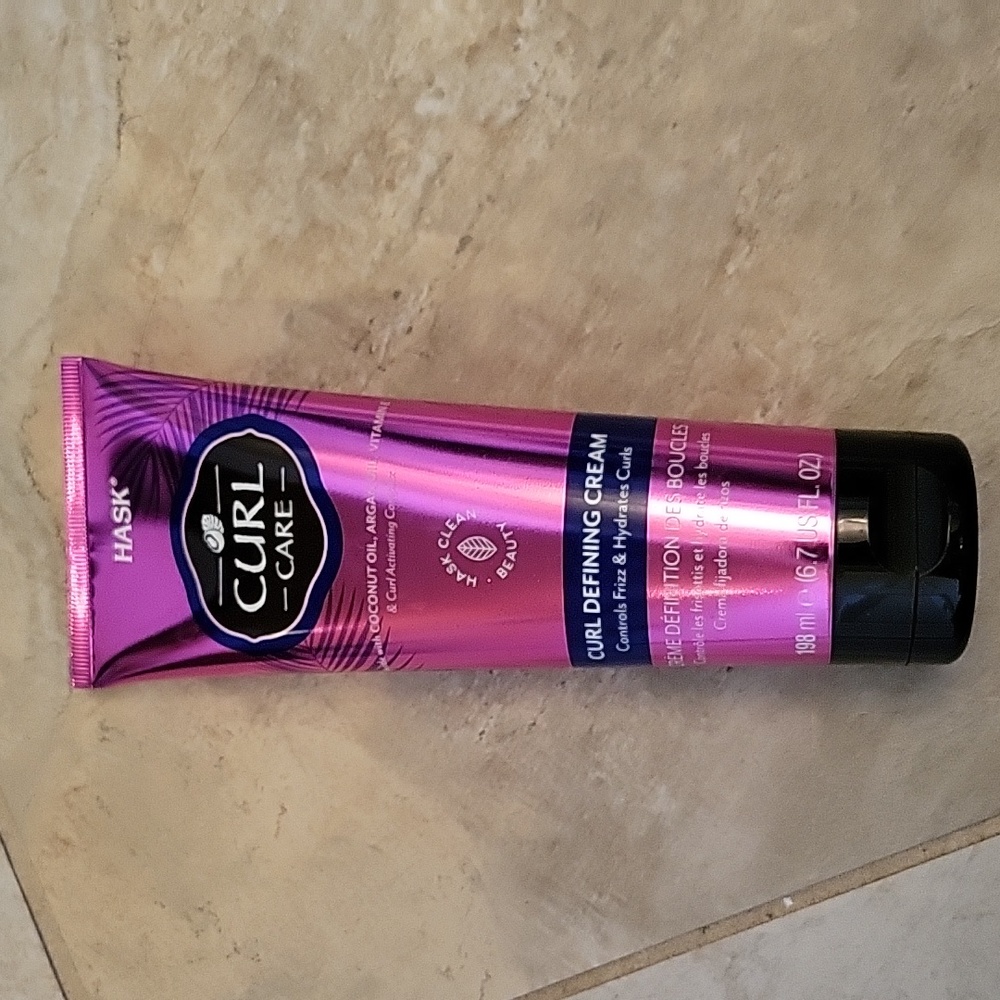 Brand new curl cream